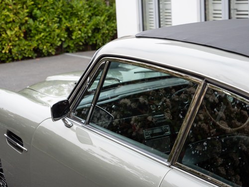 1966 Aston Martin DB6 Vantage Sports Saloon Te koop (foto 153 van 333)