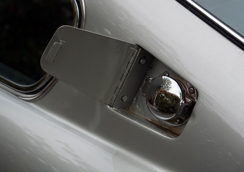 1966 Aston Martin DB6 Vantage Sports Saloon Te koop (foto 158 van 333)