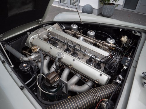 1966 Aston Martin DB6 Vantage Sports Saloon Te koop (foto 212 van 333)