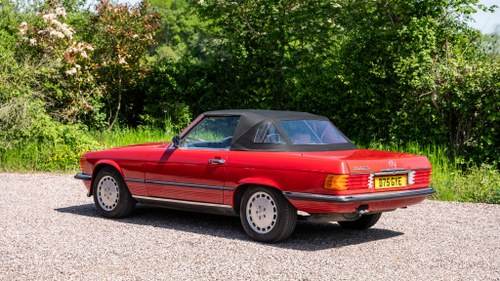 1986 Mercedes-Benz 300SL R107 till salu (bild 7 av 396)