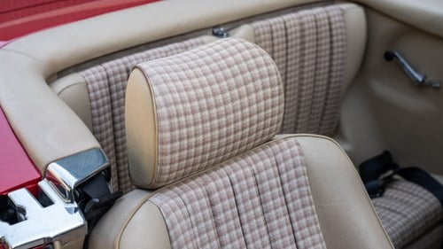 1986 Mercedes-Benz 300SL R107 till salu (bild 60 av 396)