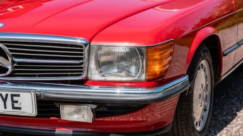 1986 Mercedes-Benz 300SL R107 till salu (bild 114 av 396)