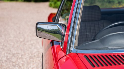 1986 Mercedes-Benz 300SL R107 till salu (bild 124 av 396)