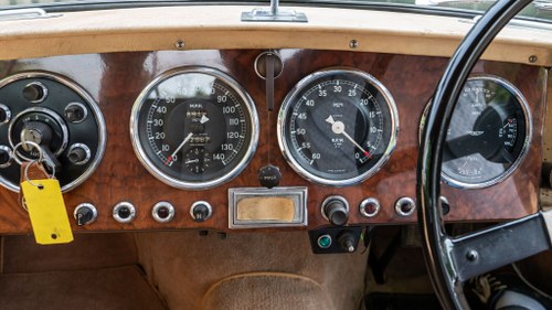 1954 Aston Martin DB2-4 Mk1 In vendita (immagine 38 di 257)