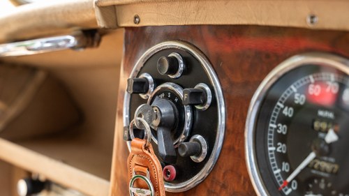 1954 Aston Martin DB2-4 Mk1 In vendita (immagine 51 di 257)