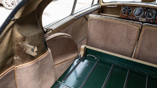 1954 Aston Martin DB2-4 Mk1 In vendita (immagine 75 di 257)