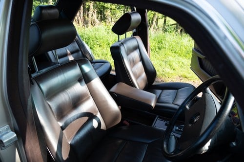 1990 Mercedes W126 300SE For Sale (picture 42 of 223)