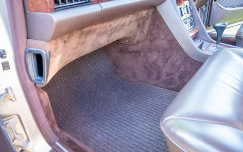 1990 Mercedes W126 300SE For Sale (picture 56 of 223)