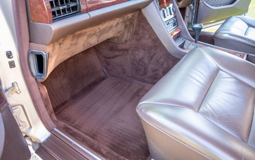 1990 Mercedes W126 300SE For Sale (picture 62 of 223)