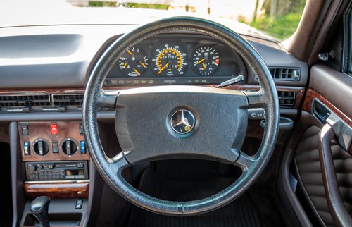 1990 Mercedes W126 300SE For Sale (picture 67 of 223)