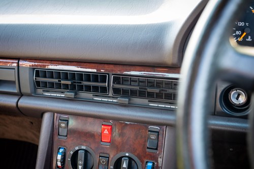 1990 Mercedes W126 300SE For Sale (picture 78 of 223)