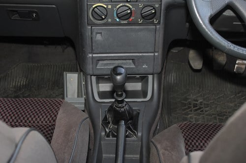 1989 Peugeot 405 Mi16 (Phase 1) For Sale (picture 38 of 202)