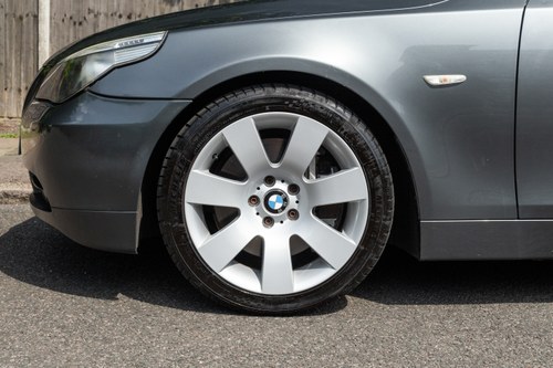 2005 BMW E61 550i SE Touring For Sale (picture 20 of 189)