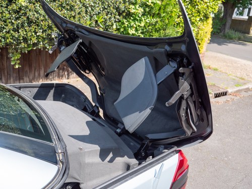 2003 Mercedes-Benz SL 55 AMG En venta (imagen 362 de 437)