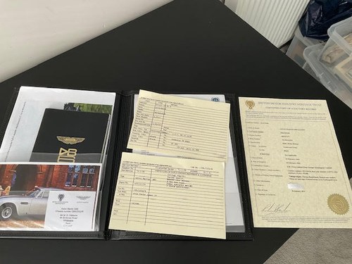 1966 Aston Martin DB6 Vantage Sports Saloon Te koop (foto 331 van 333)