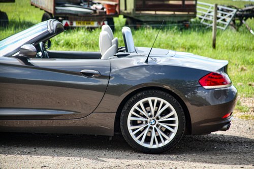 2009 BMW Z4 23i sDrive Auto zum Verkauf (Bild 98 von 133)