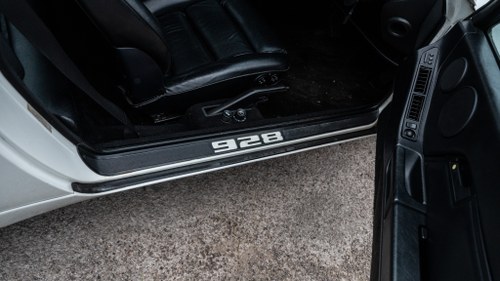 1987 Porsche 928 S4 En venta (imagen 21 de 198)