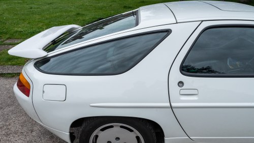 1987 Porsche 928 S4 En venta (imagen 102 de 198)