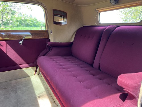 1931 Rolls-Royce Phantom I Riviera Town Car by J.S. Inskip In vendita (immagine 34 di 113)