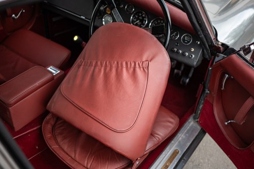 1959 Jensen 541R Te koop (foto 79 van 327)