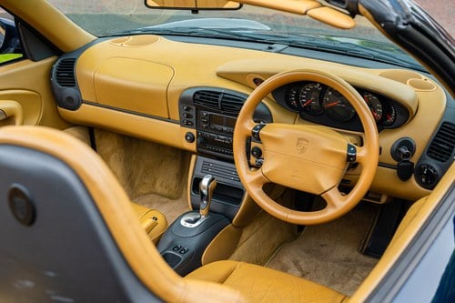 1999 Porsche 996 911 Carrera 4 Tiptronic For Sale (picture 26 of 129)