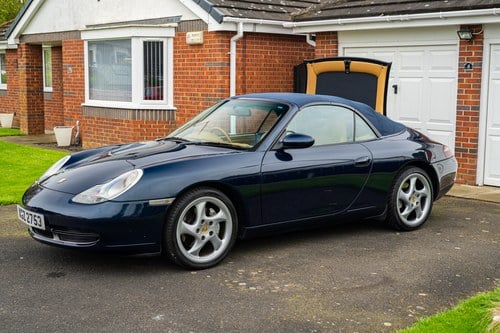 1999 Porsche 996 911 Carrera 4 Tiptronic For Sale (picture 17 of 129)