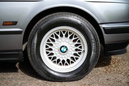 1994 BMW 525i SE Touring E34 For Sale (picture 21 of 162)
