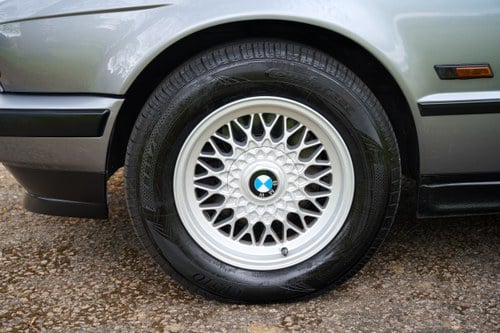 1994 BMW 525i SE Touring E34 For Sale (picture 23 of 162)