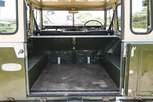 1967 Land Rover Series IIa SWB En venta (imagen 51 de 198)