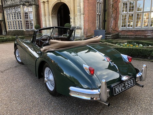 1956 Jaguar XK140 SE DHC In vendita (immagine 2 di 80)