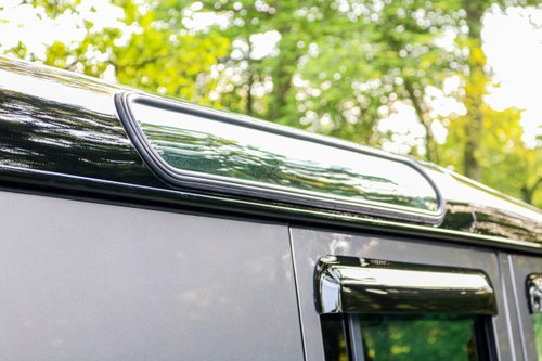 2010 Land Rover Wallis Defender 110 XS TD D/C In vendita (immagine 74 di 109)