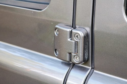 2010 Land Rover Wallis Defender 110 XS TD D/C In vendita (immagine 70 di 109)