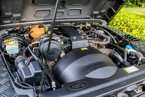 2010 Land Rover Wallis Defender 110 XS TD D/C In vendita (immagine 89 di 109)