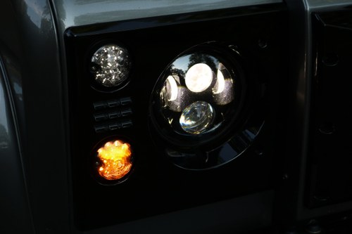 2010 Land Rover Wallis Defender 110 XS TD D/C In vendita (immagine 49 di 109)