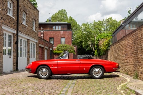 1967 Alfa Romeo Spider 1750 ‘Duetto’ In vendita (immagine 8 di 231)