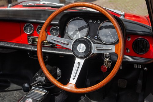 1967 Alfa Romeo Spider 1750 ‘Duetto’ In vendita (immagine 41 di 231)