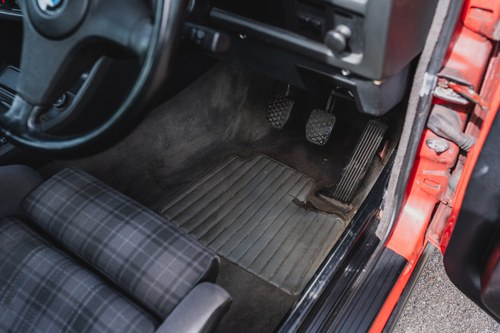 1991 BMW E30 320i Bauer Convertible En venta (imagen 36 de 154)