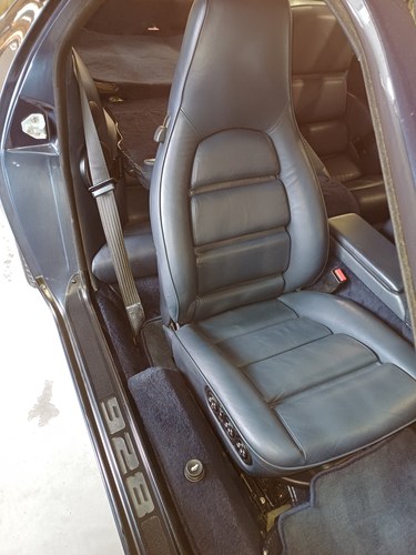 1986 Porsche 928 S4 à venda (imagem 45 de 85)