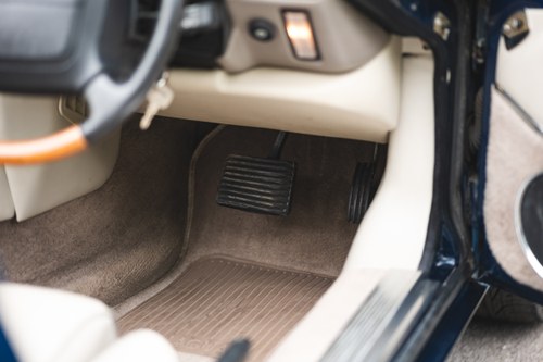 1995 Jaguar XJ-S Celebration 4.0L Convertible For Sale (picture 38 of 137)