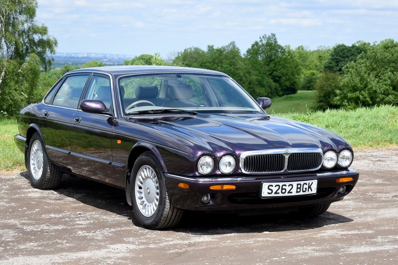 1998 Jaguar X308 XJ8 For Sale By Auction 1998 Jaguar X308 XJ8 For Sale By Auction