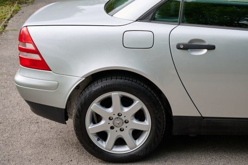 1999 Mercedes-Benz R170 SLK 230 zum Verkauf (Bild 134 von 198)