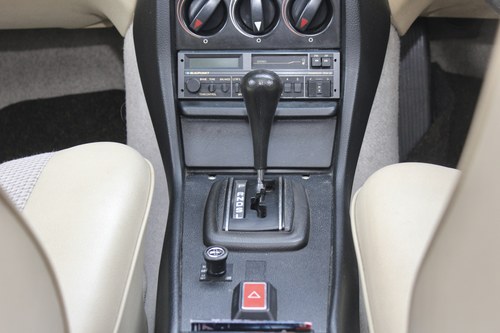 1977 Mercedes-Benz W123 230 For Sale (picture 63 of 217)