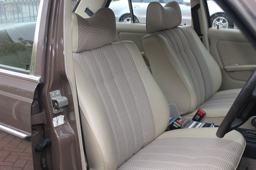 1977 Mercedes-Benz W123 230 For Sale (picture 85 of 217)