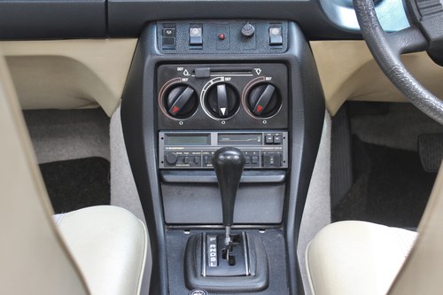 1977 Mercedes-Benz W123 230 For Sale (picture 92 of 217)