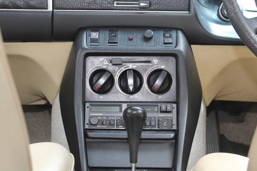 1977 Mercedes-Benz W123 230 For Sale (picture 93 of 217)