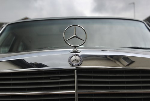 1977 Mercedes-Benz W123 230 For Sale (picture 144 of 217)