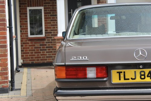 1977 Mercedes-Benz W123 230 For Sale (picture 166 of 217)