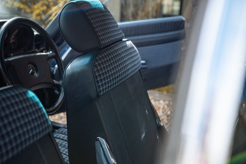 1986 Mercedes-Benz R107 420SL En venta (imagen 62 de 194)