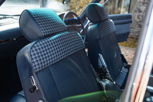 1986 Mercedes-Benz R107 420SL En venta (imagen 63 de 194)