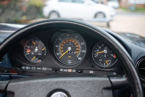 1986 Mercedes-Benz R107 420SL En venta (imagen 97 de 194)